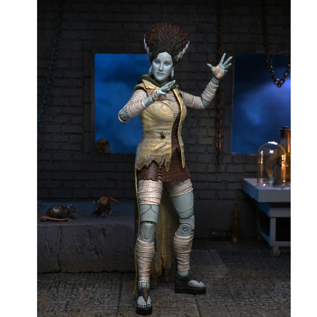 Universal Monsters x TMNT April as The Bride Ultimate Action Figure 18cm