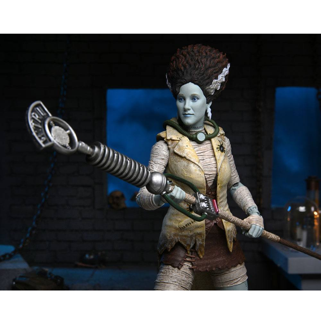 Universal Monsters x TMNT April as The Bride Ultimate Action Figure 18cm