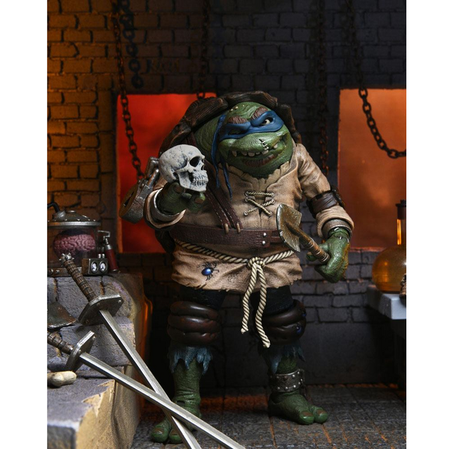 Universal Monsters x TMNT Ultimate Leonardo as The Hunchback Action Figure 18cm