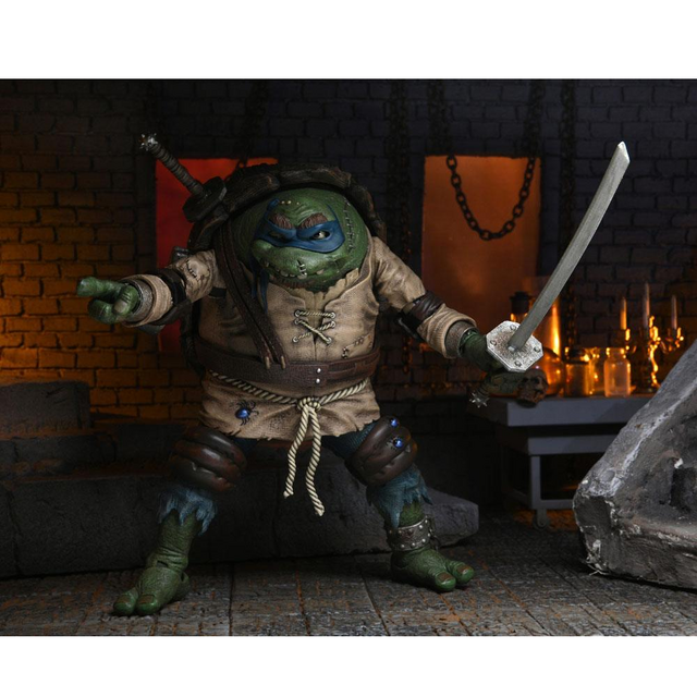 Universal Monsters x TMNT Ultimate Leonardo as The Hunchback Action Figure 18cm