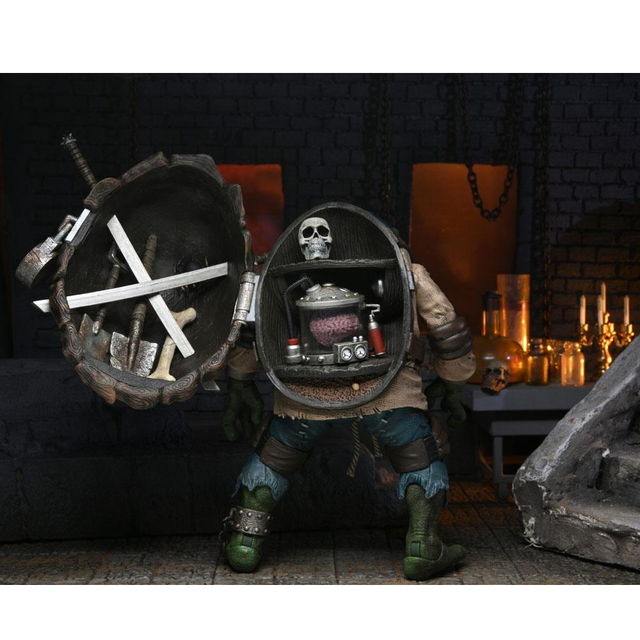 Universal Monsters x TMNT Ultimate Leonardo as The Hunchback Action Figure 18cm