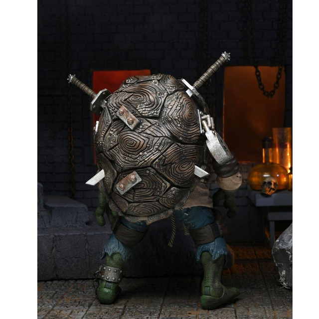 Universal Monsters x TMNT Ultimate Leonardo as The Hunchback Action Figure 18cm