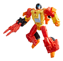 Transformers Age of the Primes Deluxe Class Targetmaster Sureshot 14cm