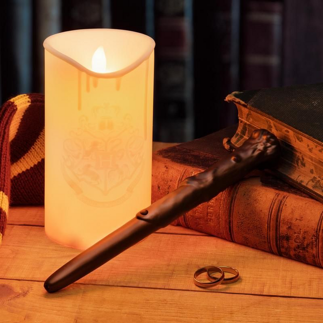 Harry Potter Candle Light with Wand Remote 14cm