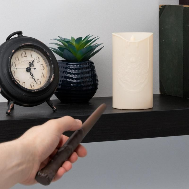 Harry Potter Candle Light with Wand Remote 14cm