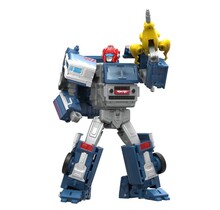 Transformers x Stranger Things Freakwency and 8-Trax