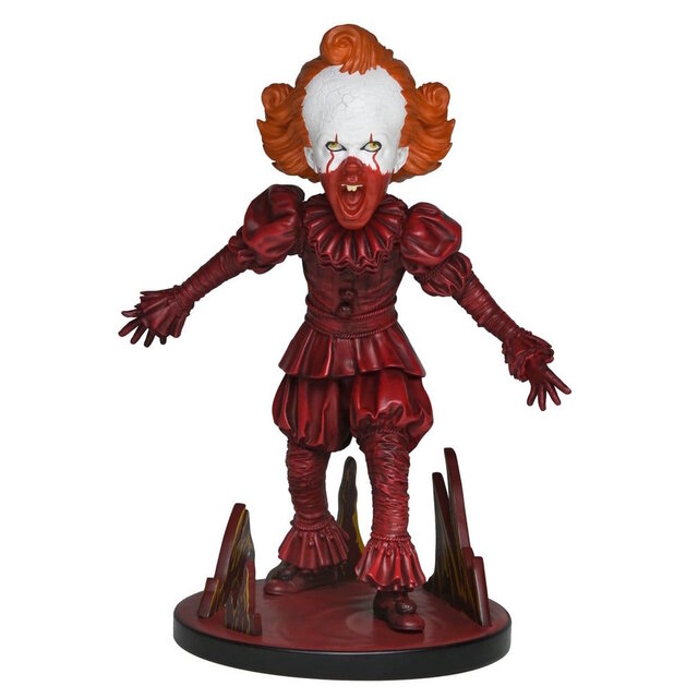 It: Welcome To Derry Head Knocker Blood Pennywise 19cm