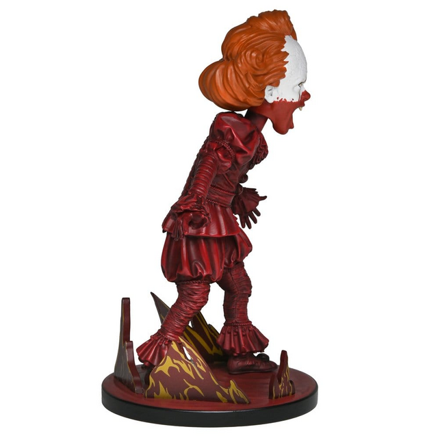 It: Welcome To Derry Head Knocker Blood Pennywise 19cm