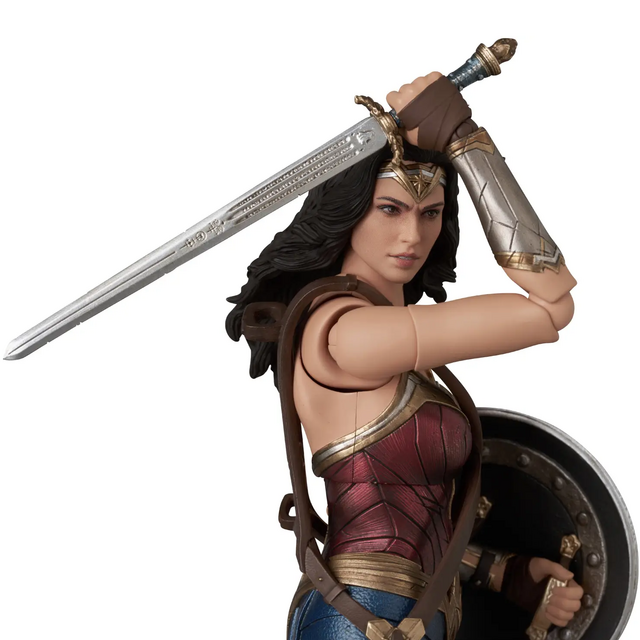 MAFEX Wonder Woman (Zack Snyder's Justice League Ver.) Action Figure 15cm