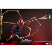 Avengers: Endgame Movie Masterpiece 1/6 Iron Spider Action Figure 28cm