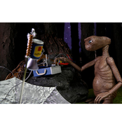 E.T. the Extra-Terrestrial Ultimate Deluxe Action Figure 11cm