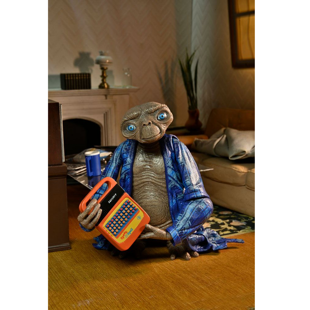 Telepathic E.T. the Extra-Terrestrial Ultimate Deluxe Action Figure 11cm