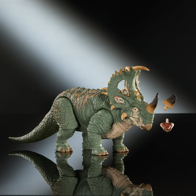Jurassic World Hammond Collection Action Figure Sinoceratops