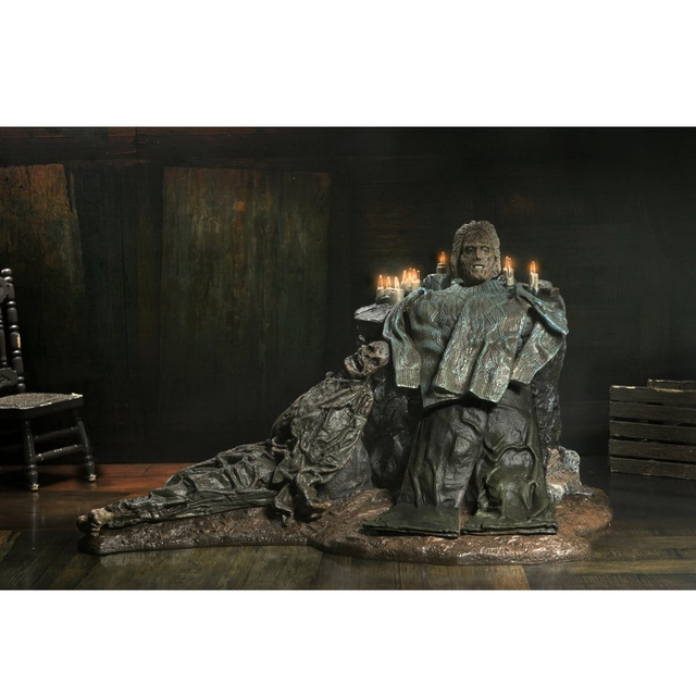 Friday the 13th: The Game Pamela Shrine Diorama