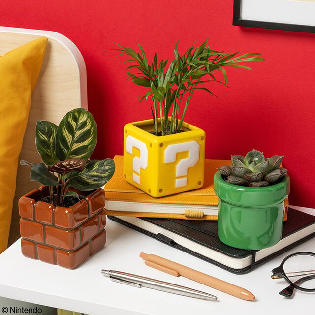 Super Mario Set of 3 mini Decorative Pots