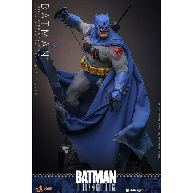 Batman: The Dark Knight Returns Comic Masterpiece Batman (Battle Damaged Version) 32cm