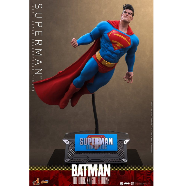 Batman: The Dark Knight Returns Comic Masterpiece Superman Action Figure 34cm
