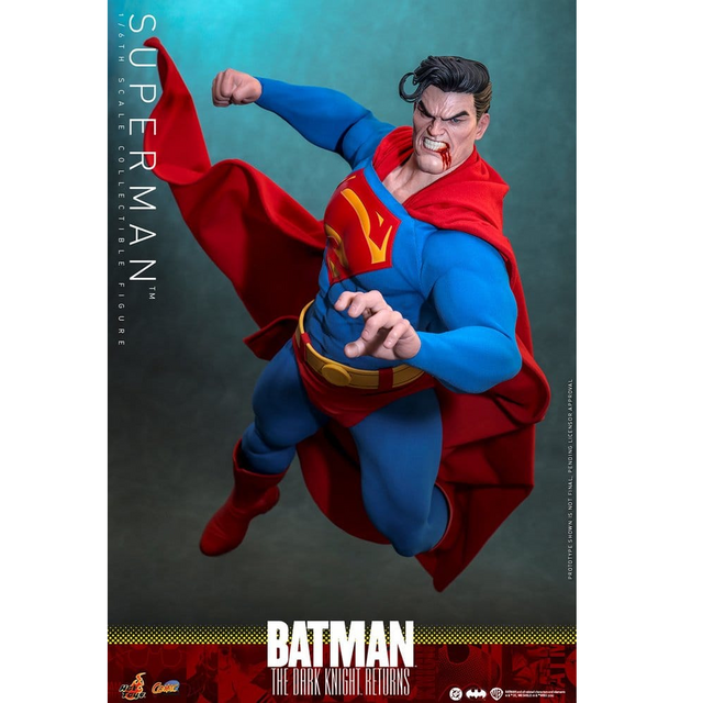 Batman: The Dark Knight Returns Comic Masterpiece Superman Action Figure 34cm