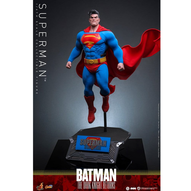 Batman: The Dark Knight Returns Comic Masterpiece Superman Action Figure 34cm