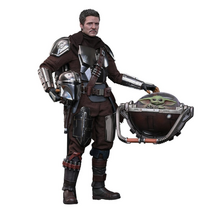 Star Wars The Mandalorian & Grogu Movie Masterpiece Deluxe Action Figure 31cm