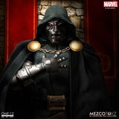 One:12 Collective Marvel Doctor Doom Action Figure 17cm