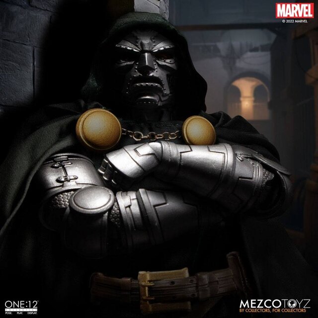 One:12 Collective Marvel Doctor Doom Action Figure 17cm