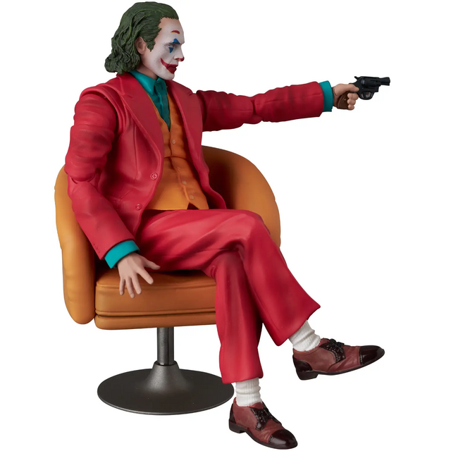 MAFEX Joker Action Figure 15cm