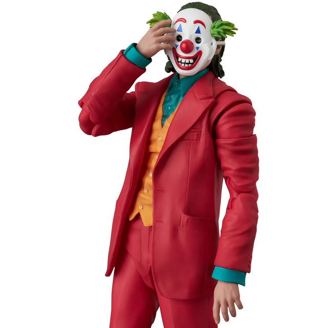 MAFEX Joker Action Figure 15cm