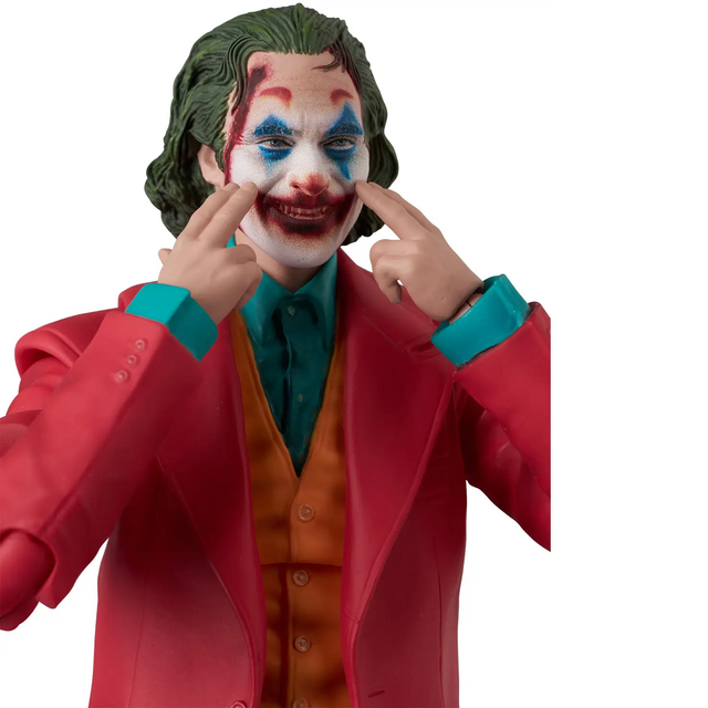 MAFEX Joker Action Figure 15cm