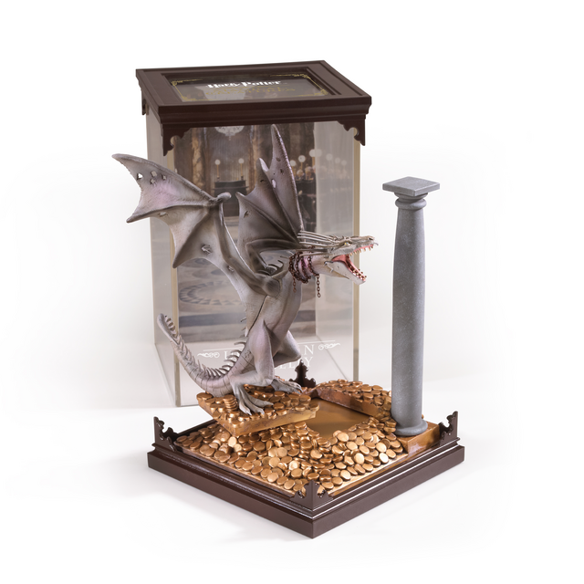 Harry Potter Magical Creatures Statue Ukrainian Ironbelly 18,5cm