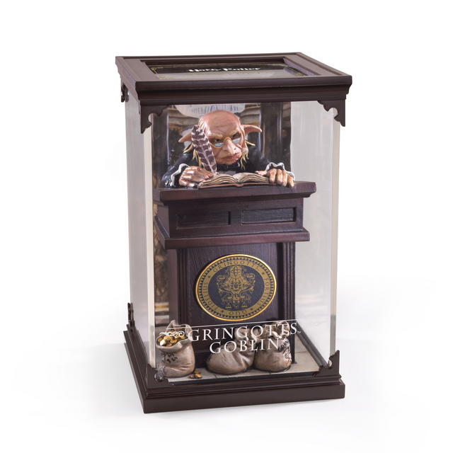 Harry Potter Magical Creatures Statue Gringotts Goblin 18,5cm