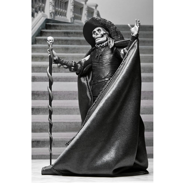 The Phantom of the Opera Ultimate "Masque of the Red Death" Phantom (B&W) Action Figure 18cm