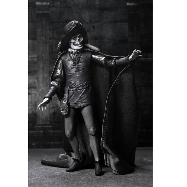 The Phantom of the Opera Ultimate "Masque of the Red Death" Phantom (B&W) Action Figure 18cm