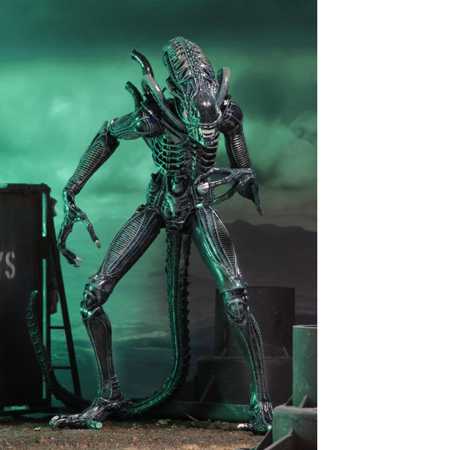 Aliens Ultimate Xenomorph Warrior Blue Action Figure 23cm