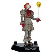 Movie Maniacs PVC Statue It: Welcome to Derry Pennywise (Bloody) 16cm