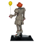 Movie Maniacs PVC Statue It: Welcome to Derry Pennywise (Bloody) 16cm