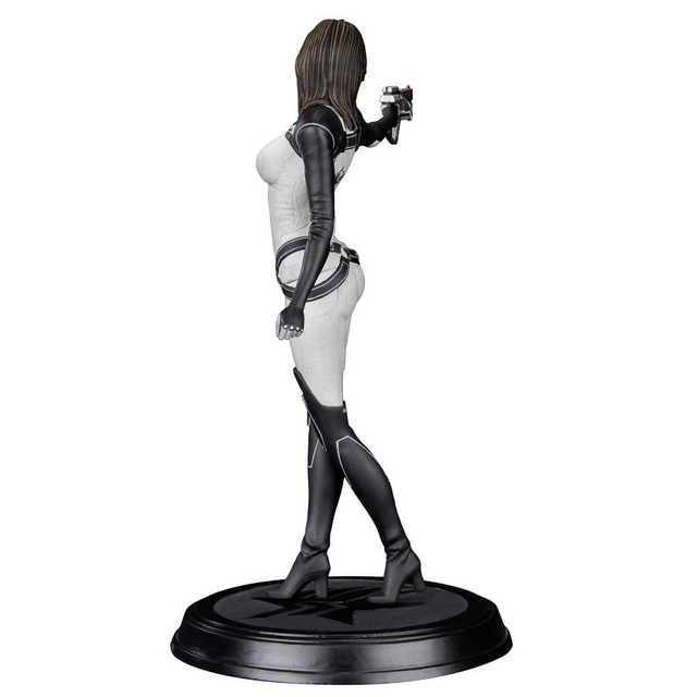 Mass Effect PVC Statue Miranda Lawson 22cm