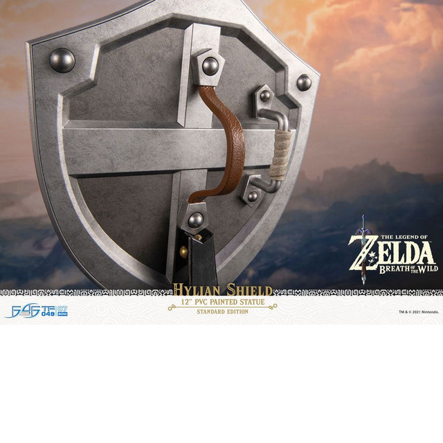 The Legend of Zelda Breath of the Wild PVC Statue Hylian Shield Standard Edition 29cm