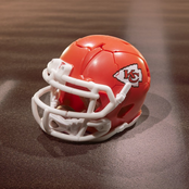 Transformers x NFL Kansas City Chiefs: KC-59 14cm