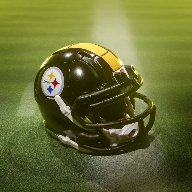 Transformers x NFL Pittsburgh Steelers: Steelsmash 14cm