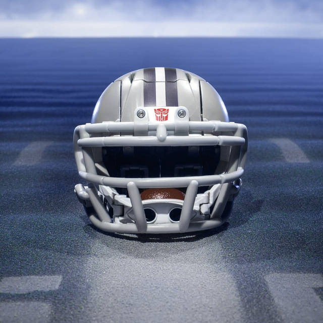 Transformers x NFL Dallas Cowboys: Starblitz 14cm