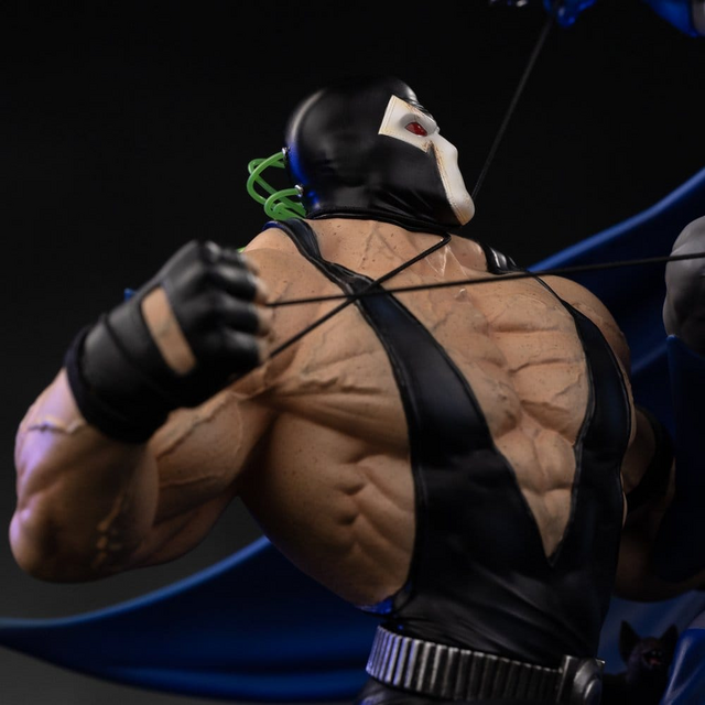 DC Comics Diorama Batman vs Bane 33cm