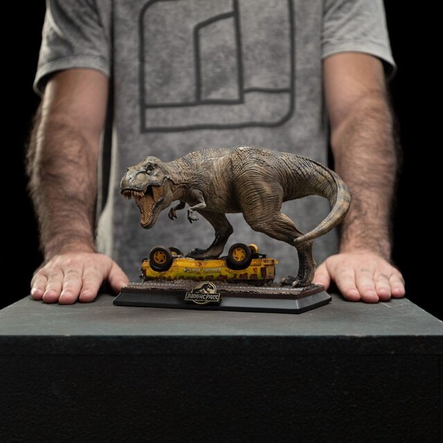 Jurassic Park Icons Statue T-Rex Attack 15cm