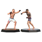 UFC Posed PVC Statue Ilia Topuria vs Justin Gaethje (Freedom 250) 18cm
