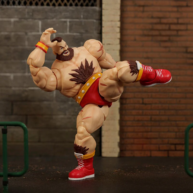 Ultra Street Fighter II: The Final Challengers Zangief Action Figure 18cm