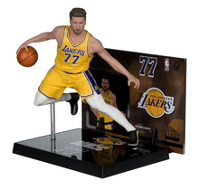 NBA McFarlane's SportsPicks Luka Doncic (Dallas Mavericks) Statue 15cm