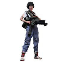 Alien Movie Masterpiece Ellen Ripley Action Figure 30cm