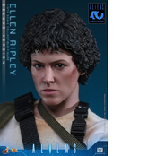Alien Movie Masterpiece Ellen Ripley (Deluxe Version) Action Figure 30cm
