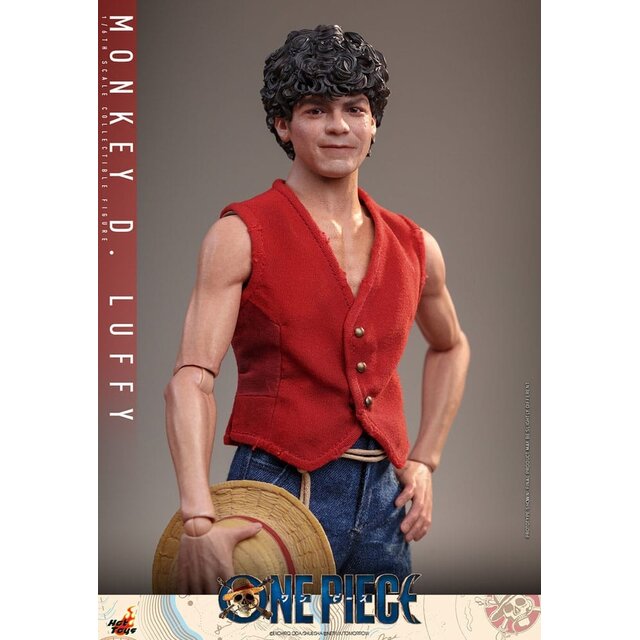 One Piece (Netflix) Monkey D. Luffy Action Figure 31cm