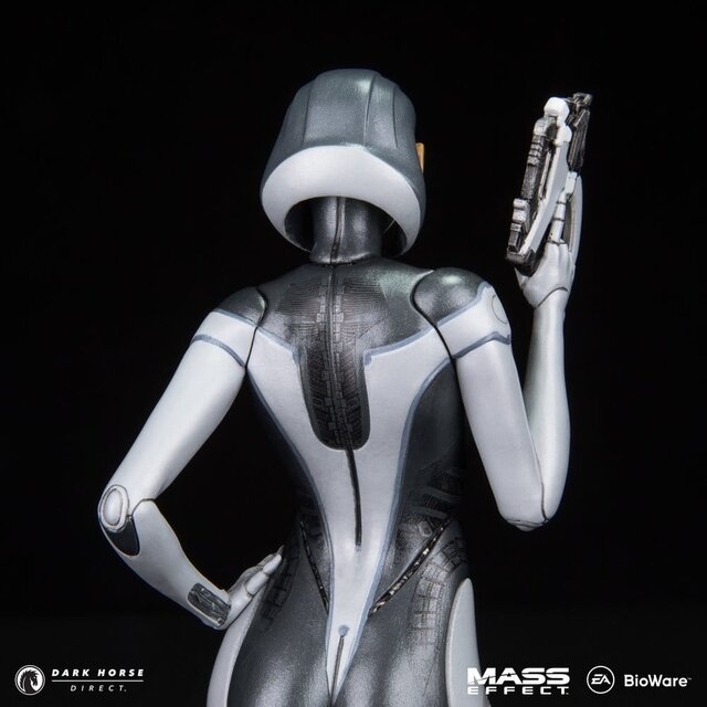 Mass Effect PVC Statue EDI 22cm